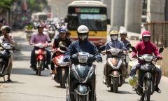 Hôm nay (28/6), Hà Nội nắng nóng đình điểm, cuối tuần có mưa dông