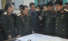 Tàu nước ngoài tham gia cứu hộ phải có tàu Việt Nam đi cùng   