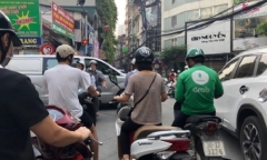 Xe ôm thời công nghệ: 