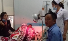 Bến Tre: 5 công nhân bị điện giật thương vong trong lúc sửa máy bơm