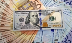 Tỷ giá USD hôm nay 31/7: Đồng USD tiếp tục rơi xuống vực