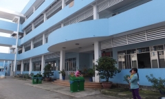 Một sản phụ nhảy từ tầng 2 bệnh viện xuống đất