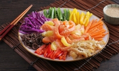 Sáng mắt, đẹp dáng với đĩa salad Sashimi cá hồi đầy màu sắc