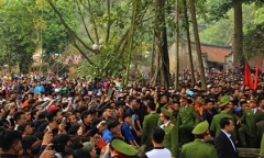 Bộ Công Thương kỷ luật nghiêm cán bộ đi lễ chùa trong giờ hành chính