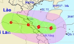 Bão số 4 giật cấp 10 cách Hà Tĩnh- Quảng Trị 180km