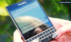 Mở hộp BlackBerry Passport màu trắng tại Việt Nam