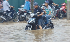 Nhiều điểm ngập úng cố hữu ở Hà Nội vẫn chưa khắc phục được
