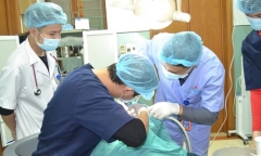Đi làm về, người phụ nữ bị bắn thủng hàm bằng súng tự chế
