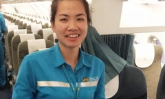 Nữ nhân viên sân bay trả lại gần nửa tỷ đồng cho khách