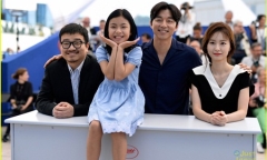 Đây là diễn viên nhí chỉ toàn cộng tác với dàn sao hạng A xứ Hàn