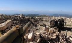 Quân đội Syria nã hỏa lực dồn dập vào khủng bố ở Latakia