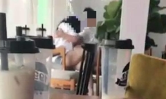 Tin tức đời sống mới nhất ngày 9/10/2018: Cặp đôi thản nhiên diễn “cảnh nóng” trong quán trà sữa ở Lạng Sơn