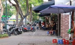 Hà Nội đề xuất dùng camera ghi hình, phạt nguội lấn chiếm vỉa hè