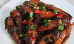 Bữa trưa vào bếp với món cá bống kho tiêu ngon hết ý