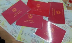Kê khai lý lịch thiếu trung thực, chủ tịch xã bị cách chức