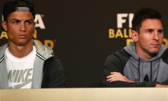 Sếp lớn FIFA công khai bồ trẻ kém 30 tuổi