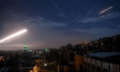 Phòng không Syria bắn hạ tên lửa nghi của Israel nhằm vào Damascus