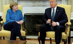 Thủ tướng Đức đọc Playboy trước cuộc gặp với ông Trump