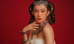 Không thể nhận ra đây là Song Ngư - cô ý tá xinh đẹp của 