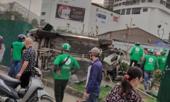 Hiện trường vụ tai nạn liên hoàn ở Hà Nội khiến 3 người nhập viện