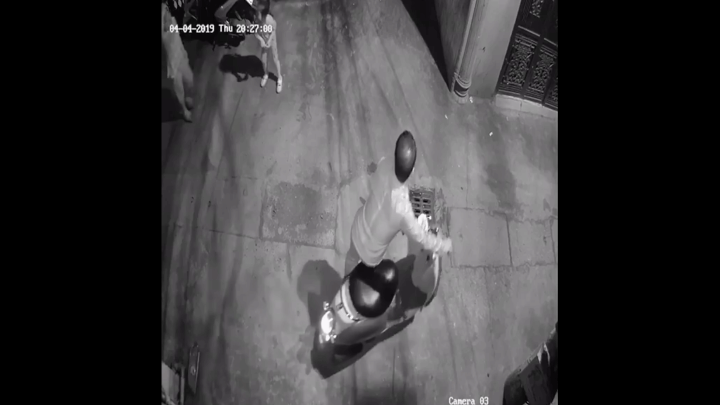 Vụ bé gái 10 tuổi nghi bị xâm hại trong ngõ nhỏ: Lời kể xót xa của người mẹ