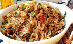 Tưởng bỏ đi nhưng tóp mỡ đem xào với thứ này ai cũng thích mê