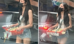 Nữ streamer xinh đẹp bỗng chốc 