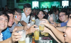 Thanh niên Việt giờ thích thể thao bằng... mồm