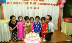 Hạnh phúc bất ngờ của người phụ nữ “vượt cạn” cùng 5 đứa con