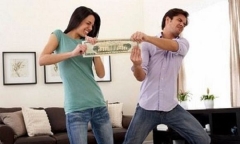 Nước mắt của người vợ có chồng coi tiền là tất cả
