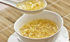 Ăn bưởi xong đừng vội vứt vỏ, mẹ khéo tay làm ngay món ngon này đãi cả nhà