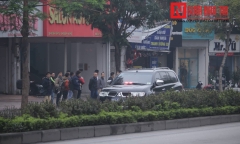 Video: Đoàn xe chở Chủ tịch Kim Jong-un tiến vào Thủ đô Hà Nội