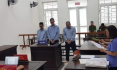 Tuyên án nhóm đối tượng giam giữ, ép be gái viết giấy vay nợ