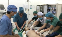 Tin tức đời sống mới nhất ngày 7/2/2019: Bé gái bị tàu lượn kéo lê vỡ gan lách nguy kịch