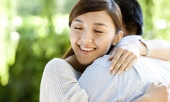 Phụ nữ nên làm điều này để chồng nể phục, tôn trọng