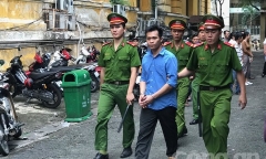 Tranh giành nuôi con, gã chồng đoạt mạng vợ lãnh 20 năm tù