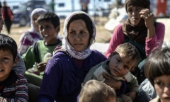 Phụ nữ và trẻ em bị IS buôn bán như ở thời trung cổ