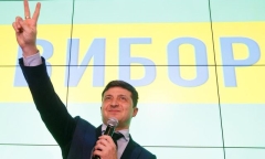 Bầu cử Tổng thống Ukraine: Diễn viên hài Vladimir Zelensky dẫn đầu vòng 1