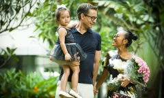 Cuộc sống viên mãn của sao Việt lấy chồng Tây