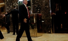 Donald Trump chỉ trích NATO là tổ chức “lỗi thời”