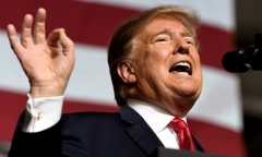 Tổng thống Trump để ngỏ khả năng lùi thời hạn nâng thuế với Trung Quốc