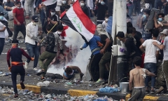 Xả súng đẫm máu vào người biểu tình ở Iraq, ít nhất 18 người thiệt mạng