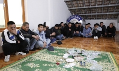 Bắt quả tang 19 con bạc đang say sưa sát phạt, thu giữ hơn 100 triệu đồng