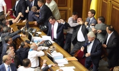 Quốc hội Ukraina thông qua luật mới về Crimea      