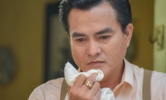 Phim bị yêu cầu gắn mác 18+ vì nhiều cảnh nóng, nam chính 