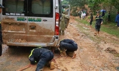 Vụ sạt lở ở Hà Giang: Gia đình các nạn nhân nhận tạm ứng hơn 230 triệu bảo hiểm