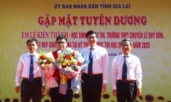 Tin tức giáo dục nổi bật 24h: Nam sinh lớp 12 giành HCV Tin học quốc tế được thưởng 100 triệu đồng
