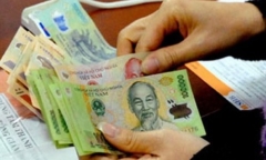 Doanh nghiệp sợ tăng lương, cơ quan quản lý đề nghị 'có lộ trình'