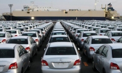 Mitsubishi Outlander giảm “sốc” 200 triệu, Isuzu xuống giá thêm 114 triệu