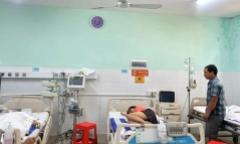 Vụ nghi ngộ độc bánh mì ở Đồng Nai: Nhiều bệnh nhi sốc nhiễm khuẩn nặng